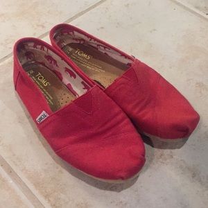 TOMS Shoes